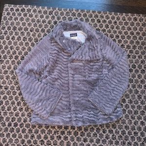 Patagonia Women’s Soft Zipper & Button Jacket XS